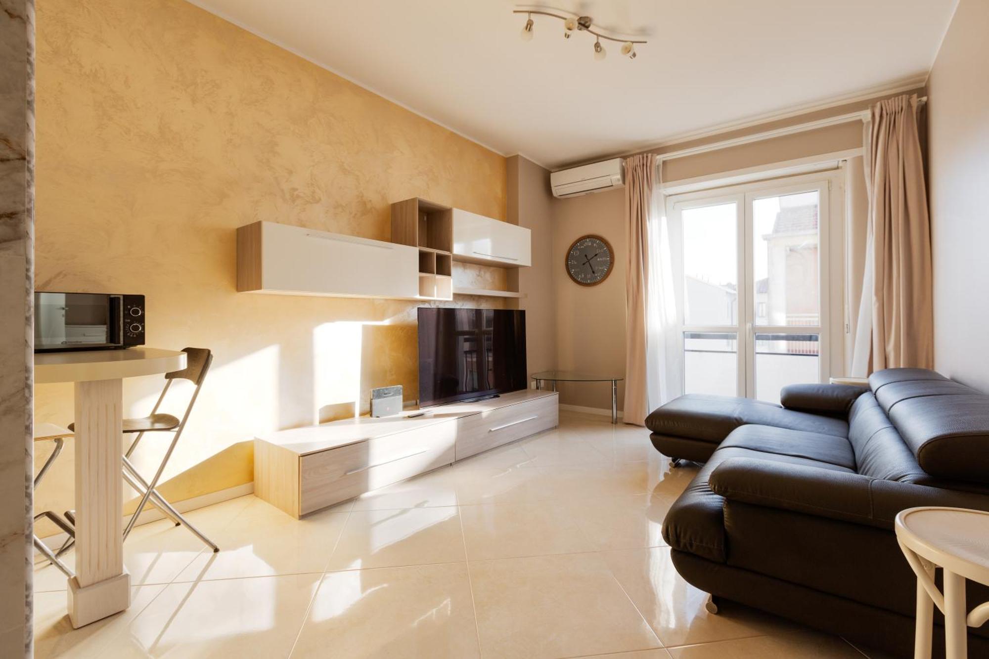 Niguarda Bright Apartment W/ Balcony Milão Exterior foto