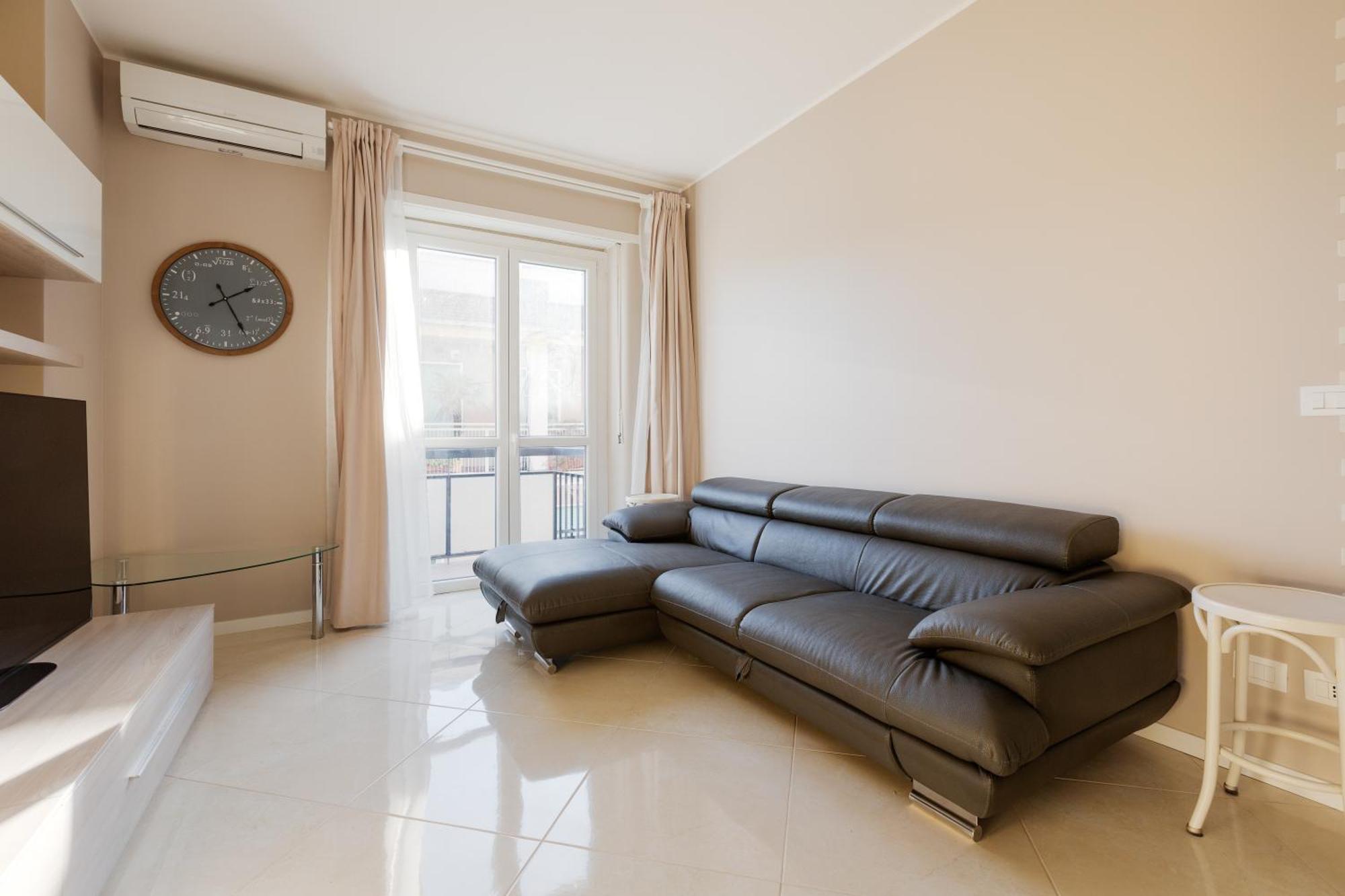 Niguarda Bright Apartment W/ Balcony Milão Exterior foto