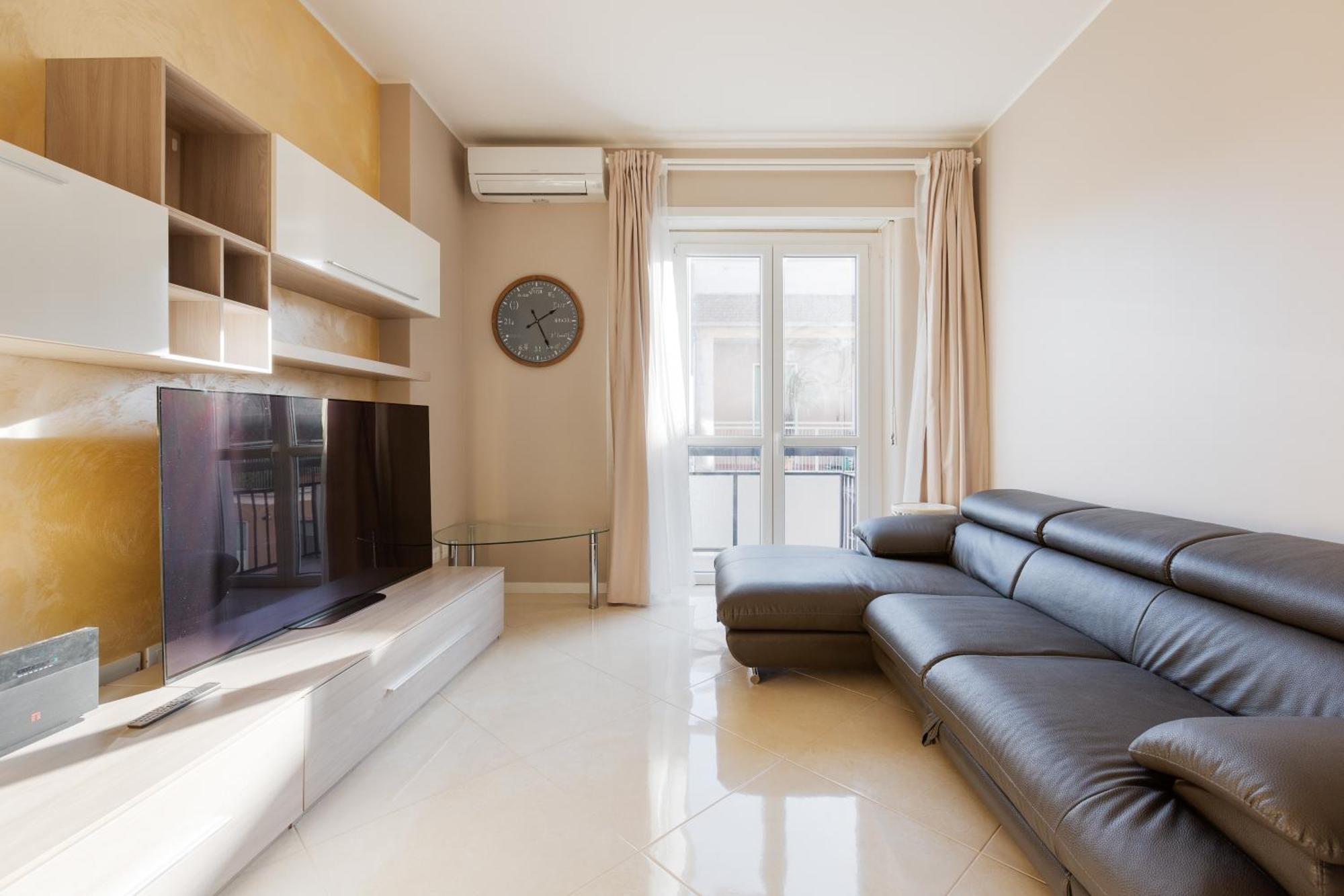 Niguarda Bright Apartment W/ Balcony Milão Exterior foto